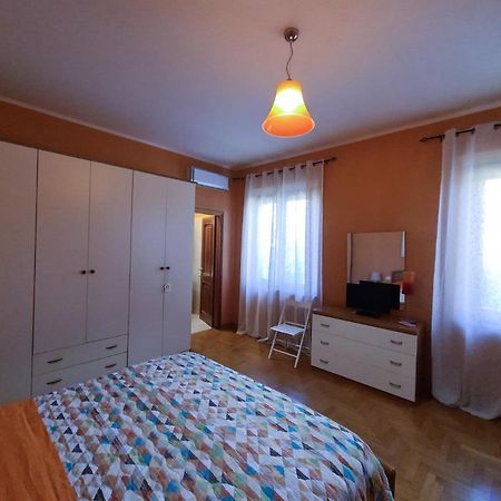 La Finestra Su Spello Apartment Екстериор снимка