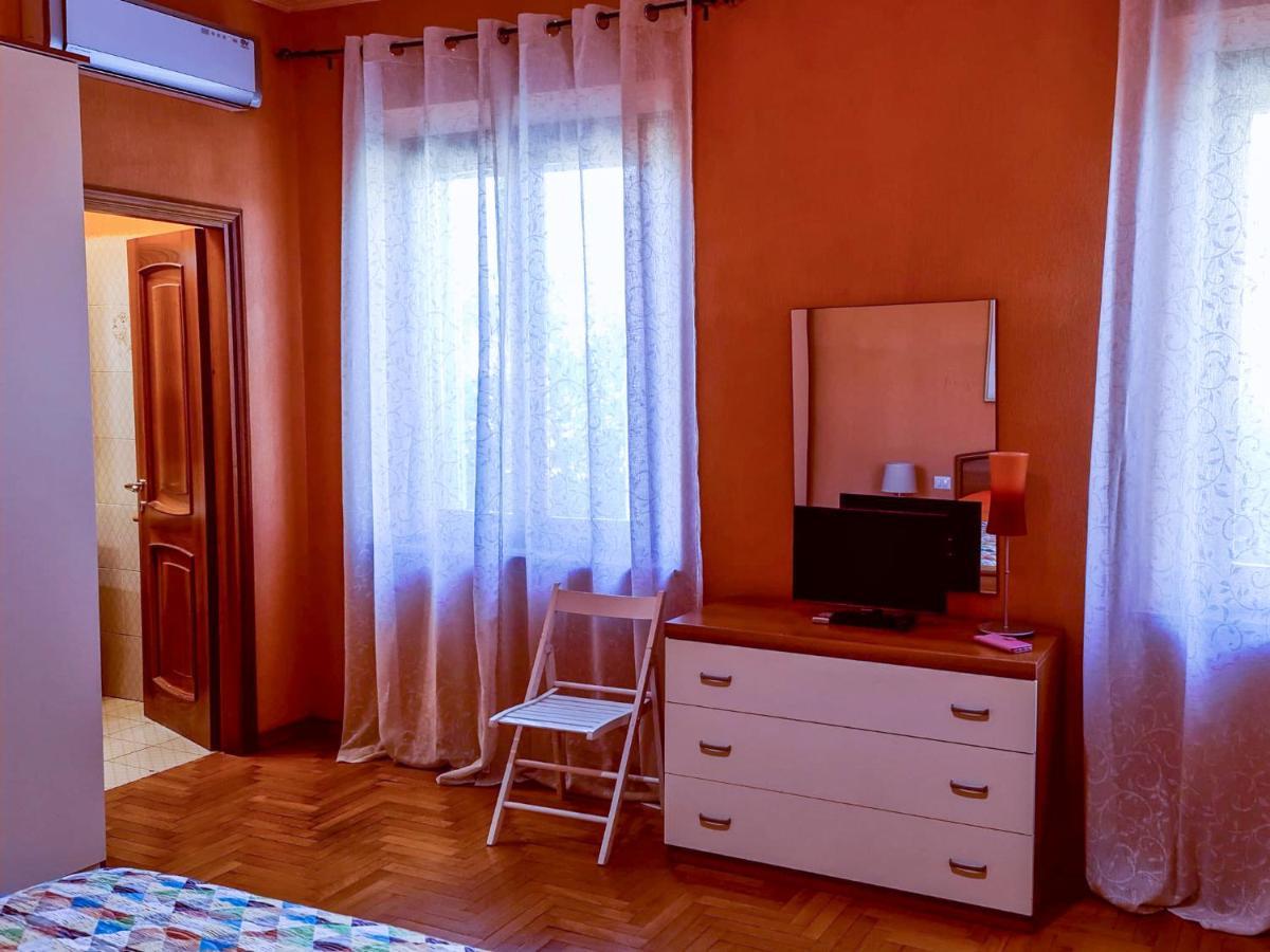 La Finestra Su Spello Apartment Екстериор снимка
